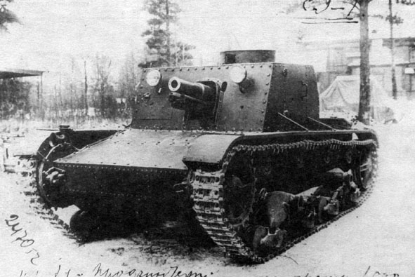 The SU-1 prototype, Notice the 76.2 mm (3 in) KT-28 gun in the hull, with the gun recuperator system exposed.